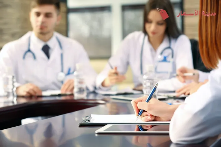 تكاليف التسجيل والتقديم في الجامعات البريطانية
